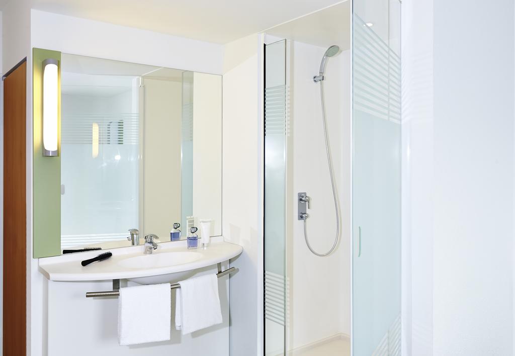 Ibis Budget Genève Petit-lancy * Lancy
